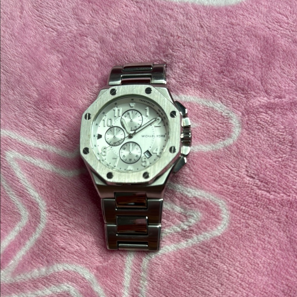 Michael Kors Silver Luxury Watch